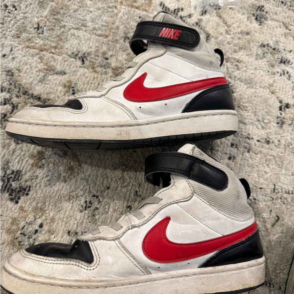 Youth 3 Nike shoes